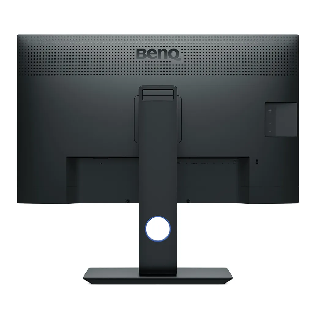 Monitor BenQ 81,3 cm (32,0") SW321C 3840x2160 IPS 5ms 2xHDMI DisplayPort USB-C 60W 2xUSB3.0 Pivot sRGB100% HDR10 PhotoVue čitalec kartic Monitor BenQ 81,3 cm (32,0") SW321C 3840x2160 IPS 5ms 2xHDMI DisplayPort USB-C 60W 2xUSB3.0 Pivot sRGB100% HDR10 PhotoVue čitalec kartic